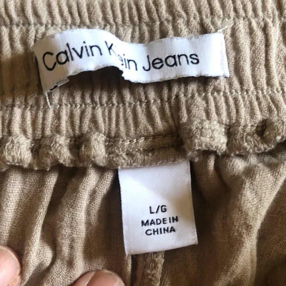 Calvin Klein Jeans Men's Light Beige Elastic Waist Joggers